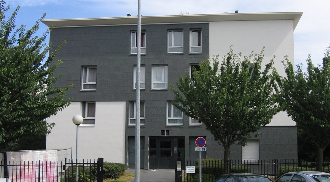 Fassade Les Explorateurs Wohngebäude (Feignies) - Verkleidung mit Unterkonstruktion (VmU)