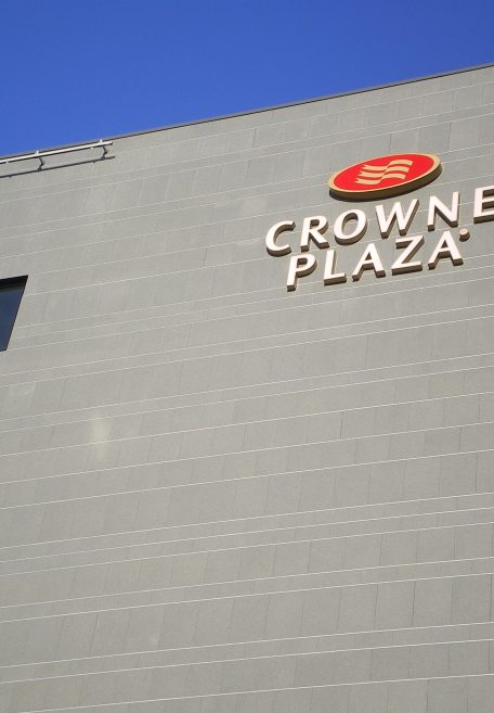 CAREA FACADE : Crown Plaza Hotel - Manchester (UK). Découvrez nos autres réalisations dans le domaine des hotels & restaurants